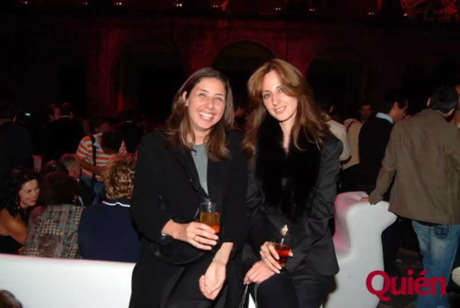 Anke Buller, Dora Benítez