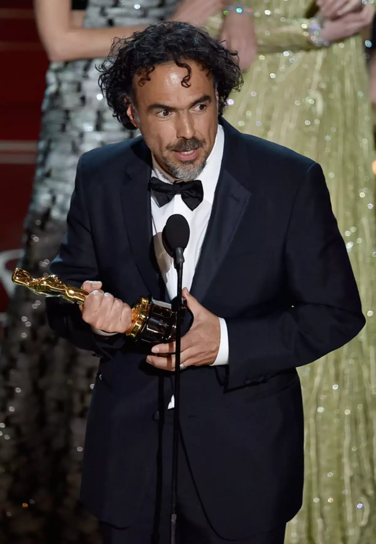 Famosos mexicanos celebraron con orgullo al cineasta y su discurso de aceptación en esta edición de los Premios de la Academia. Esto fue lo que tuitearon.