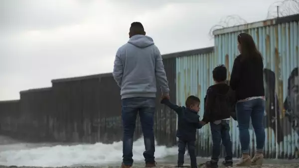 titulo-42-estados-unidos