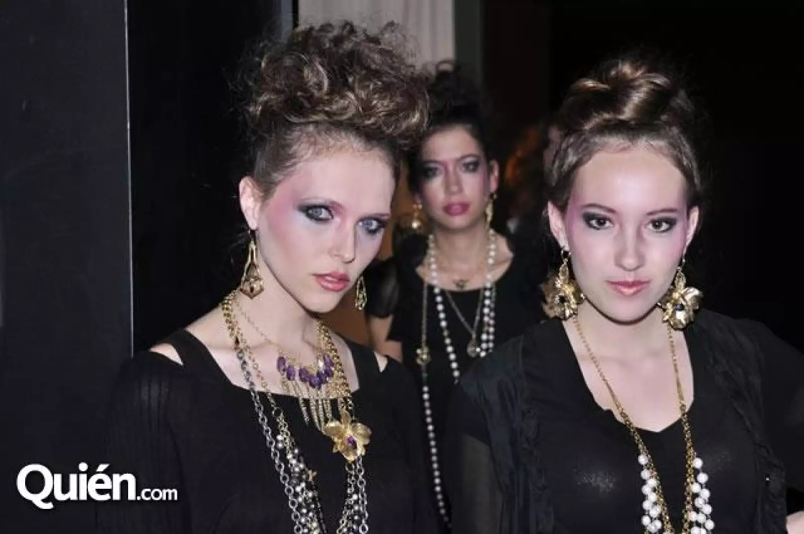 Pasarela a Beneficio de la Cruz Rosa