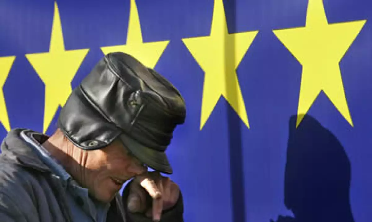 La decisión de los ministros de Economía de la UE pretende asegurar la capacidad del fondo para hacer nuevos rescates, como el que se negocia para Grecia. (Foto: AP)