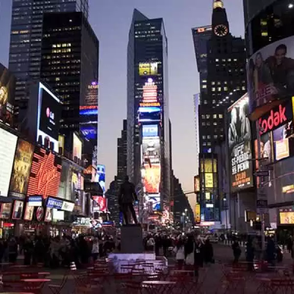 Times Square es un símbolo de la cultura estadounidense.