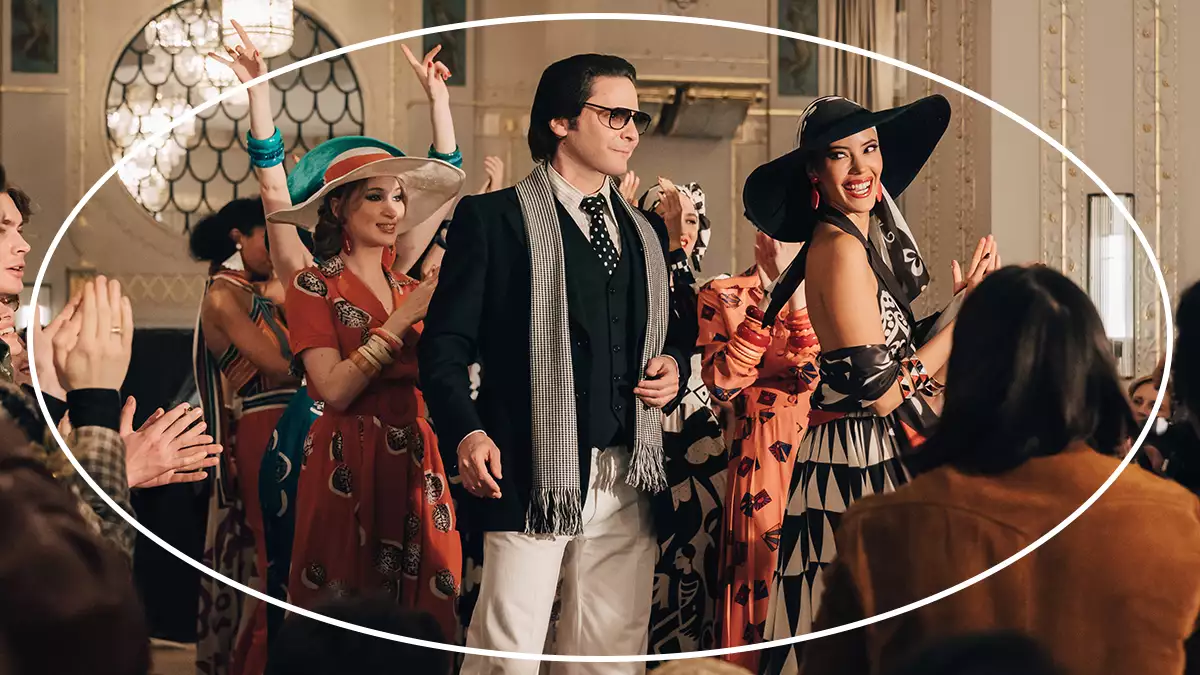 Las primeras imágenes de 'Becoming Karl', la serie del legendario Karl Lagerfeld