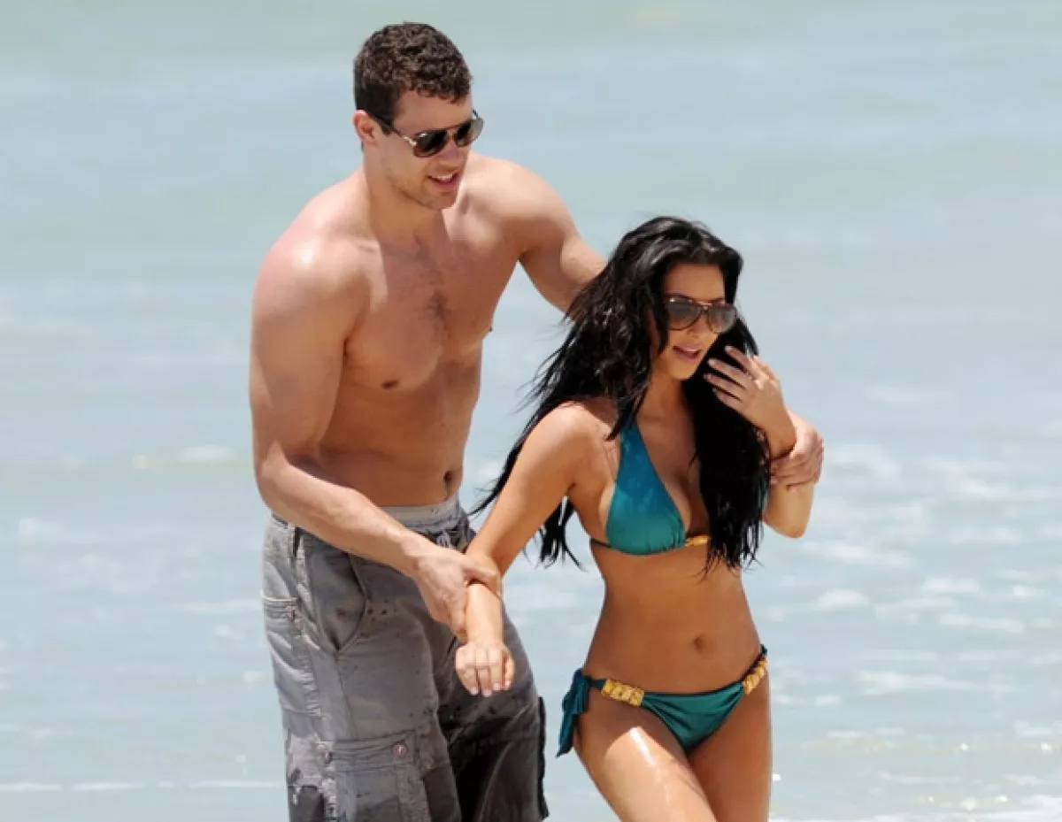 Kim y Kris pasaron unos días de descanso en Punta Mita para celebrar el cumpleaños de la hermana de ella.
