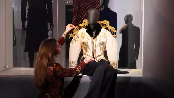 Elsa Schiaparelli, la mujer que transformó la moda en arte
