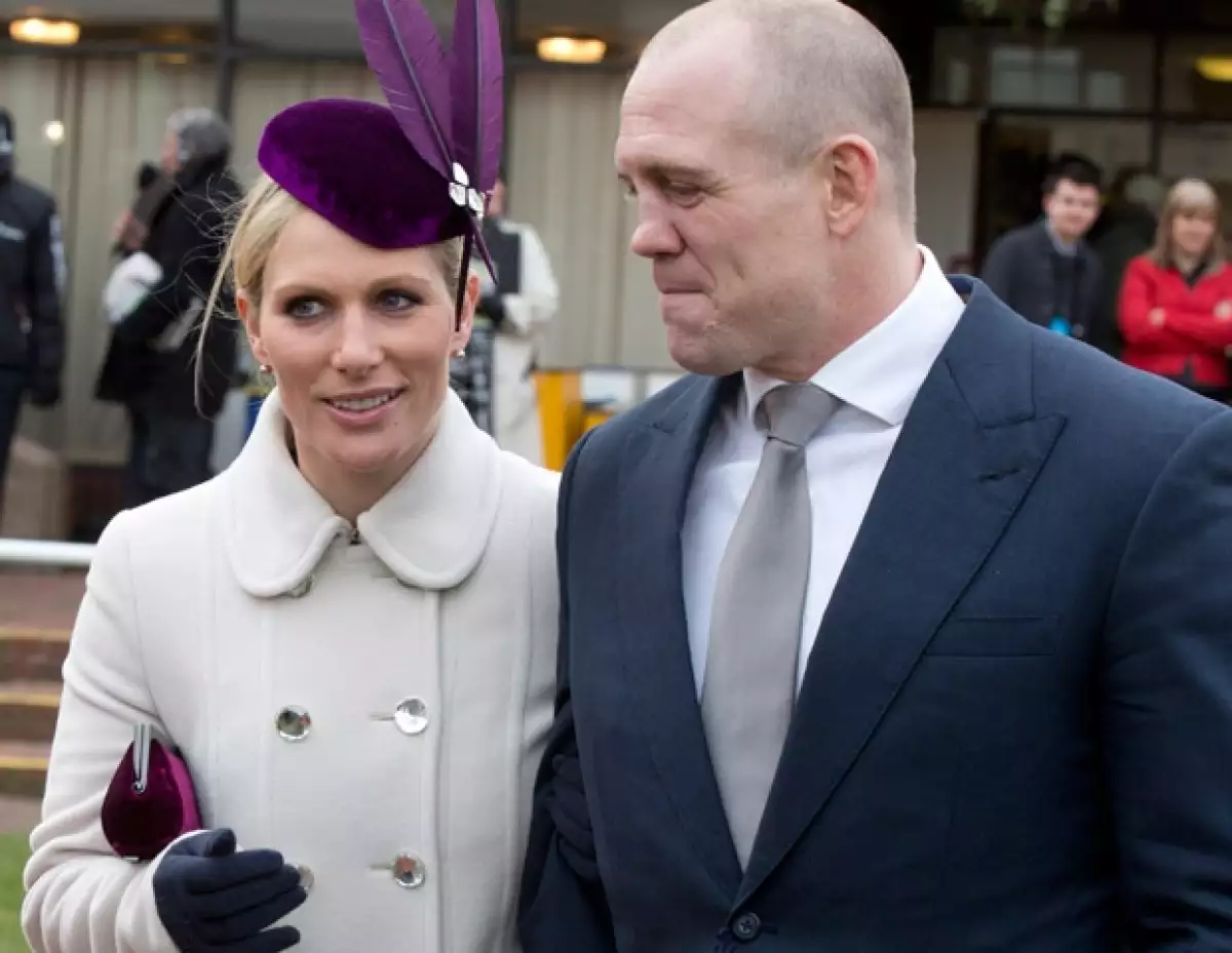 La nieta mayor de la reina Isabel II enrojeció de coraje luego de que un guardia de seguridad le impidiera acceder a la zona de ganadores.
