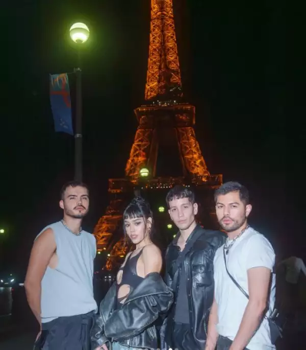 danna-paola-paris