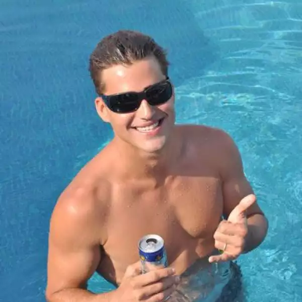 Parador Corona Light