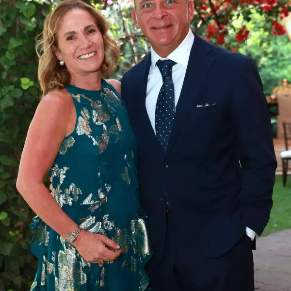 Gabriela Palazuelos y Óscar Cobar 