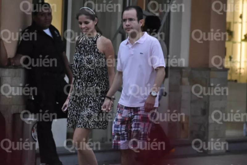 La pareja se casará por el civil en una ceremonia muy íntima a la cual no asistirá ningún medio de comunicación. El evento será en el Club Piso 51 de la Ciudad de México.