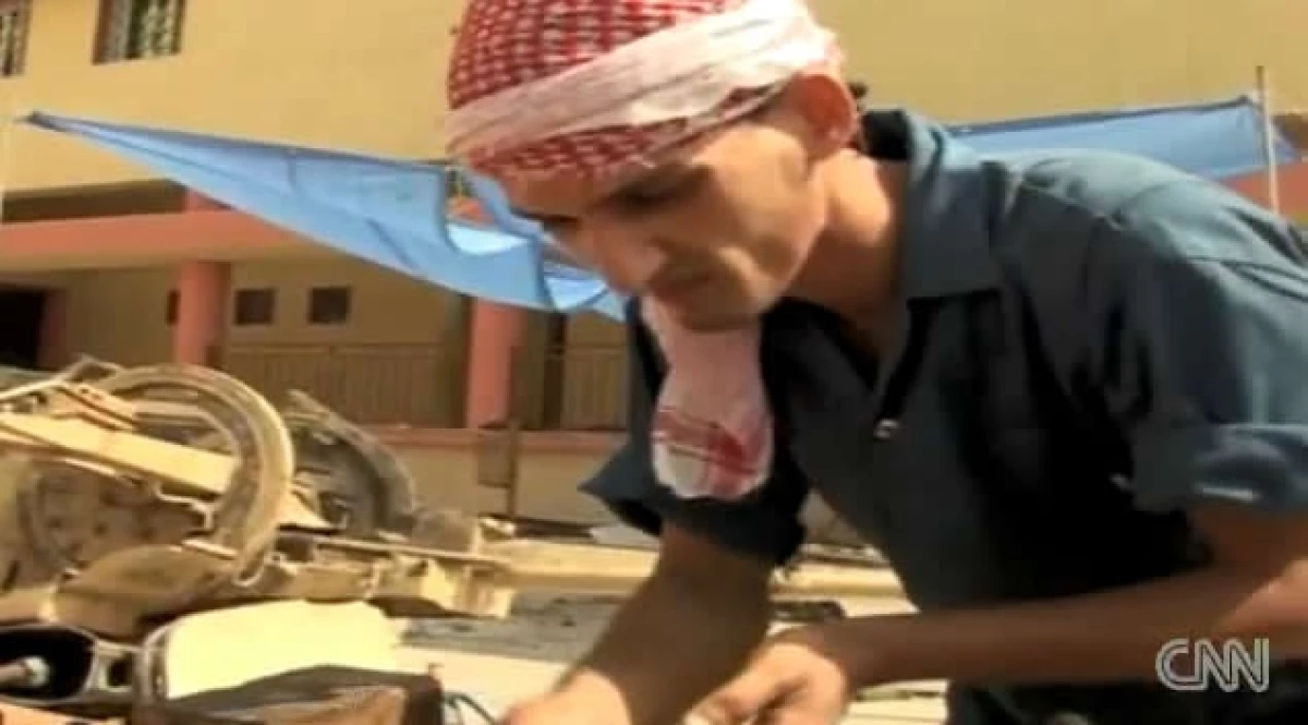 Libia - menor - armas