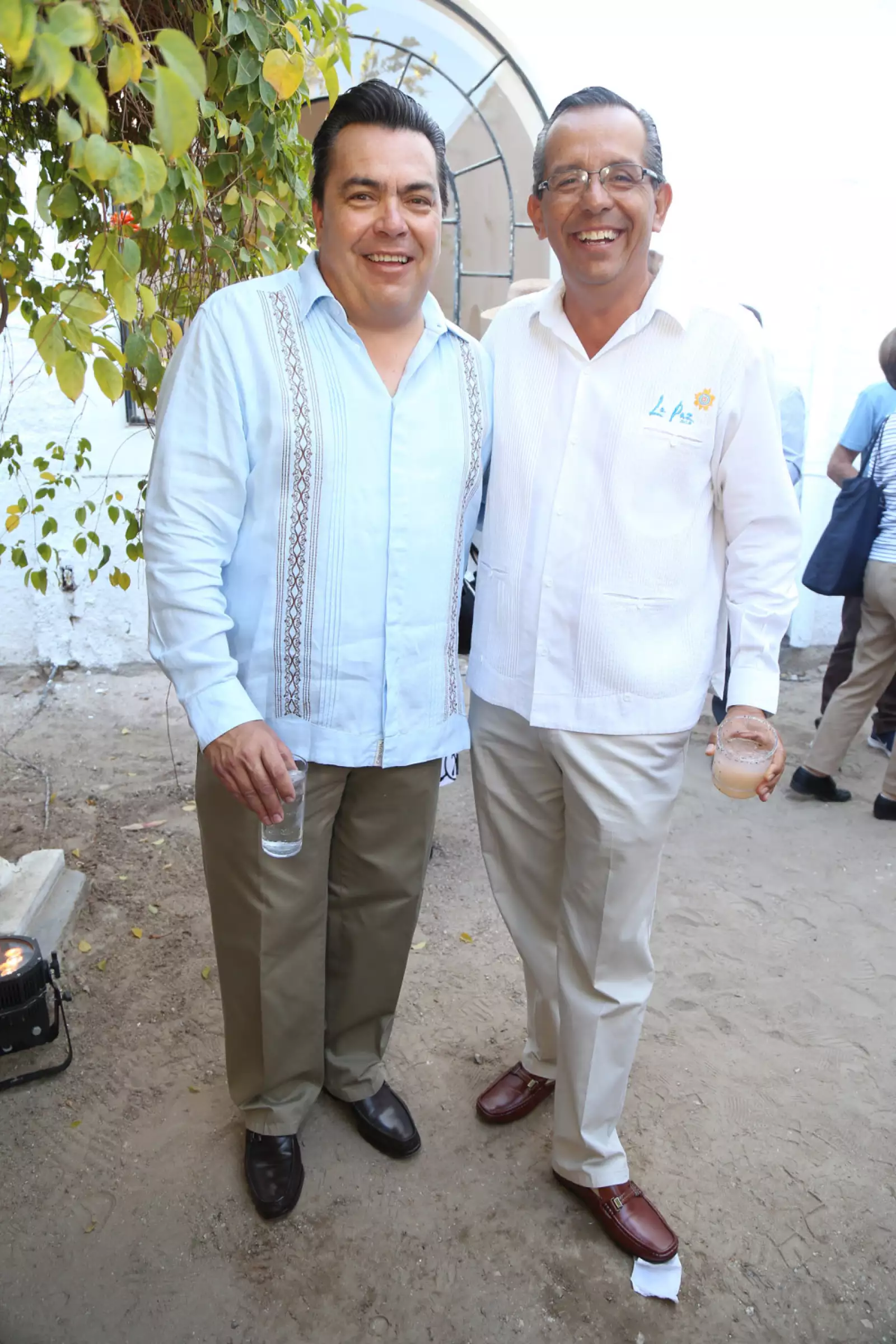 Carlos Estrada, Agustin Olachea.jpg