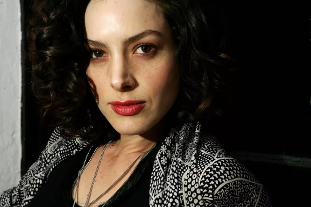 Ximena González-Rubio, actriz que interpreta a Mercedes en la telenovela.