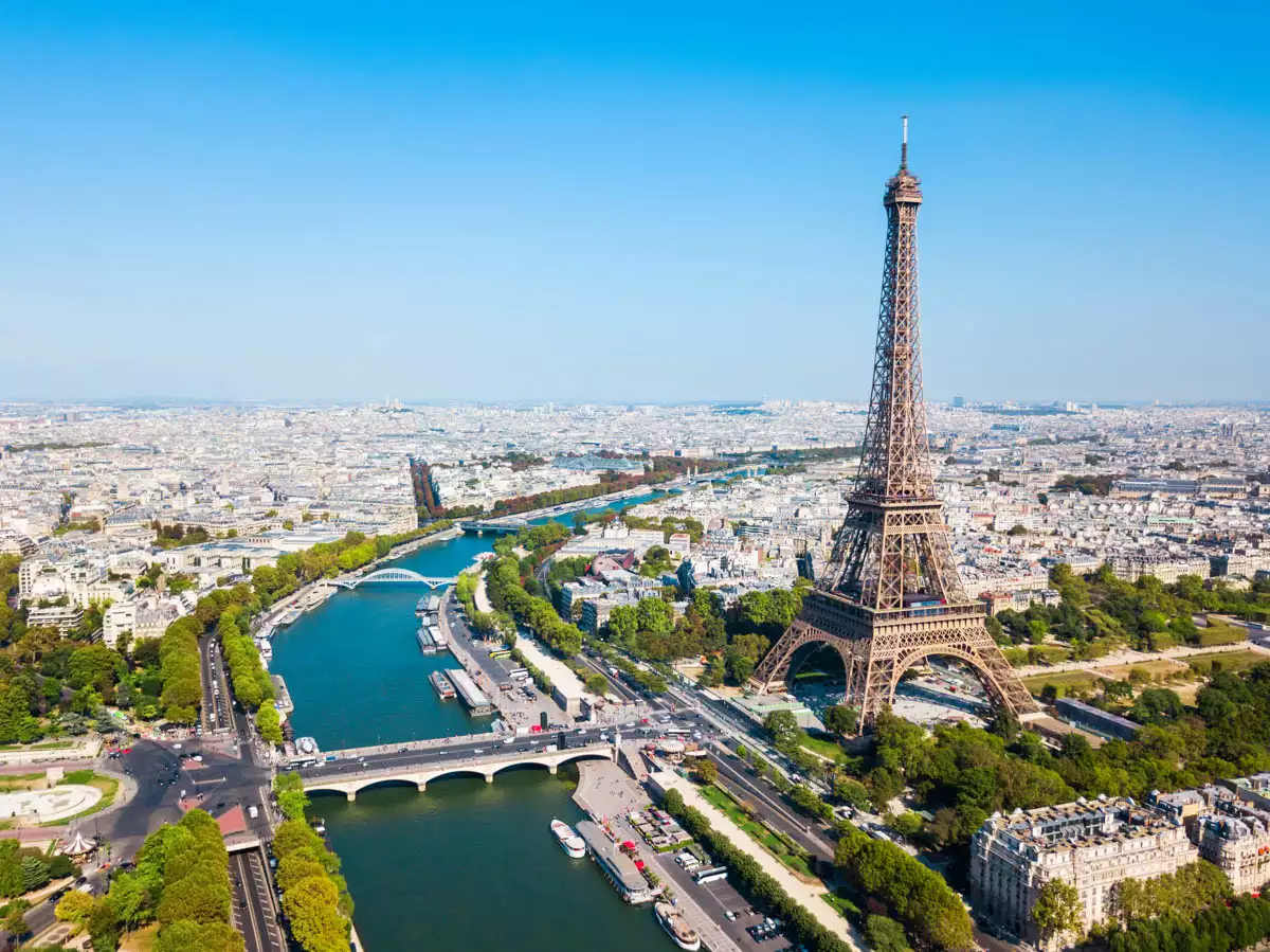 Eiffel,Tower,Or,Tour,Eiffel,Aerial,View,,Is,A,Wrought