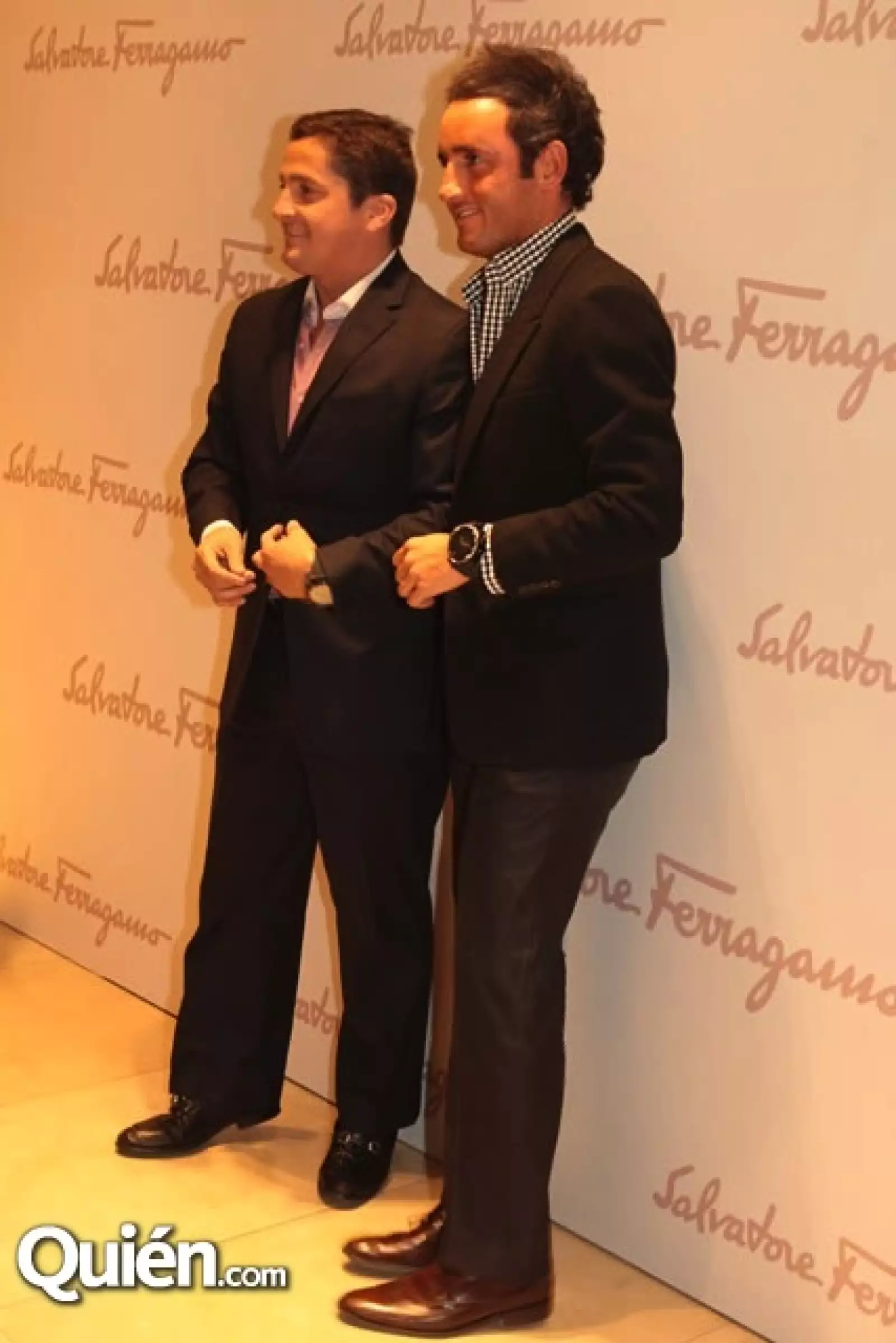 Alejandro Basteri,Alberto Moheno