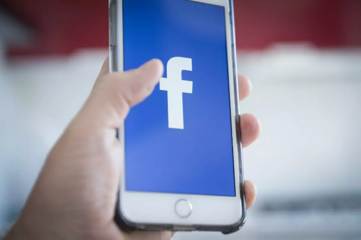Facebook 
