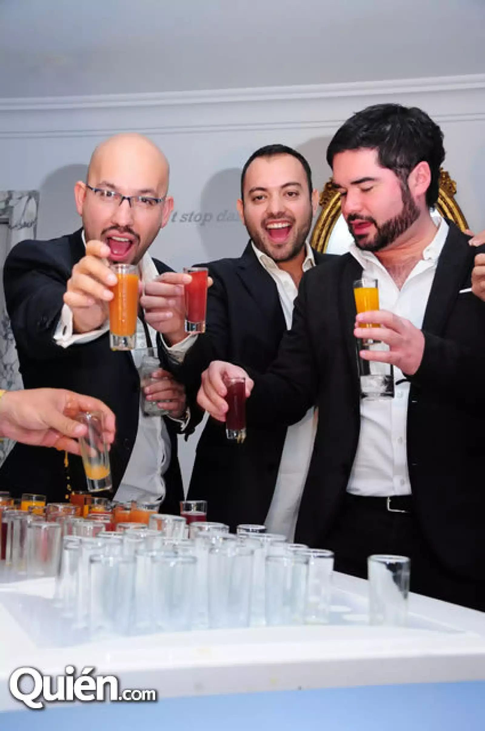 Paulo Orendain,Abel Cortes,Ricardo Dávila