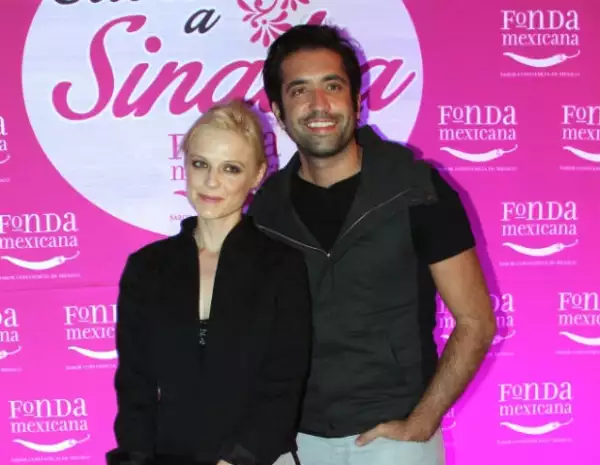 Ana y Rodrigo han llevado una relación estable y amorosa desde los principios de su noviazgo.