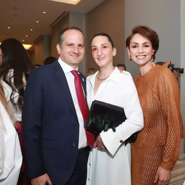 THE FASHION GROUP INTERNATIONAL OF MEXICO CITY