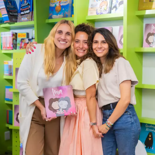 PRESENTACIÓN LIBRO MÍA