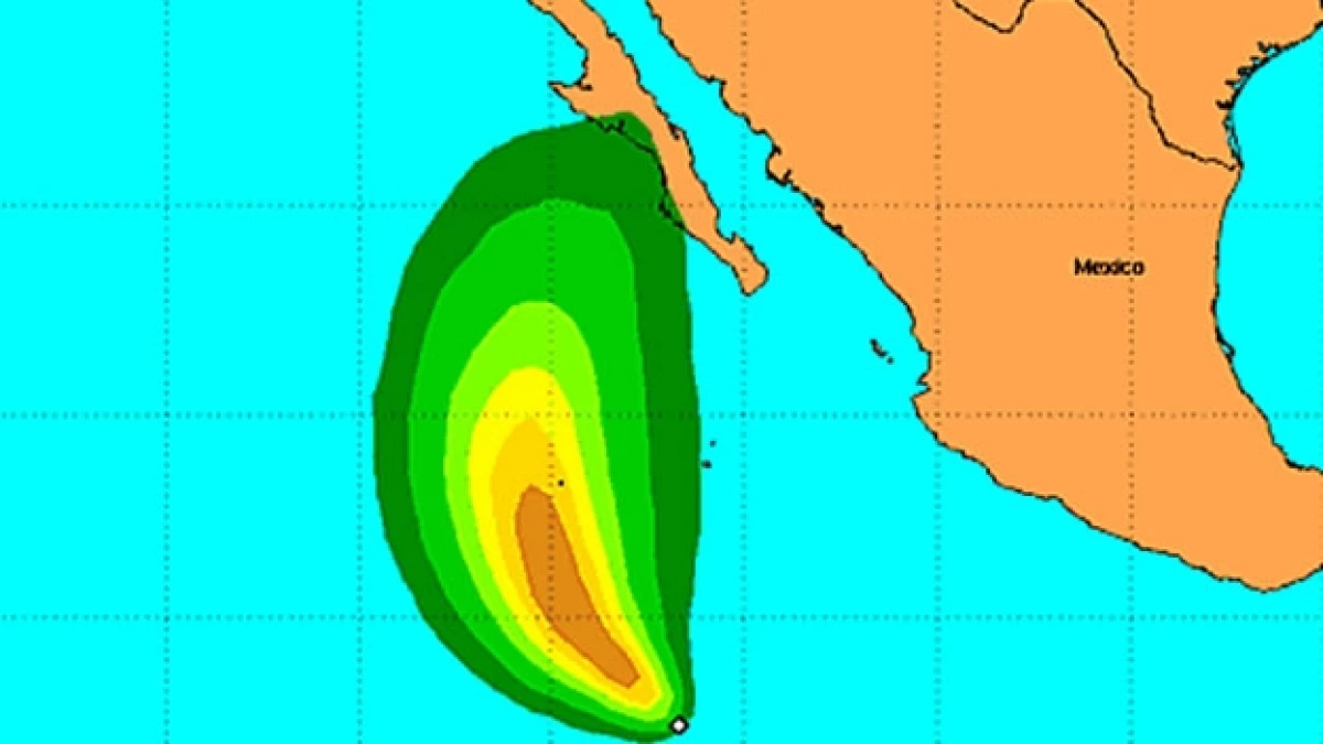La depresión tropical 14-E (abajo, a la izquierda) se magnificará el martes en las costas del océano Pacífico