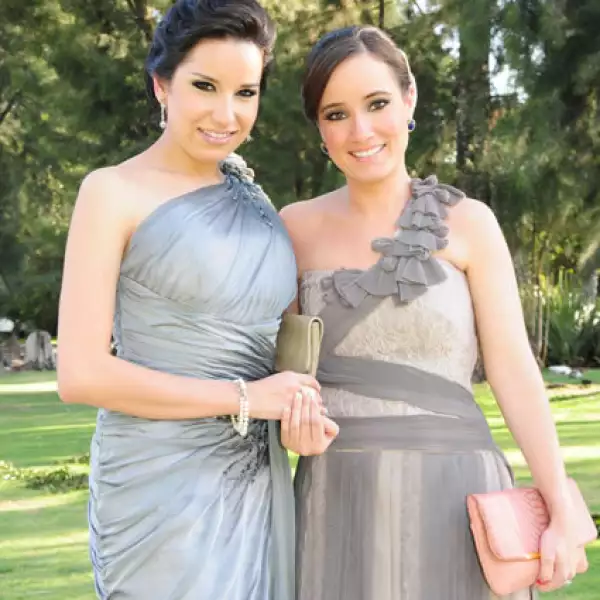 Claudia Flores y Marisa Garcen