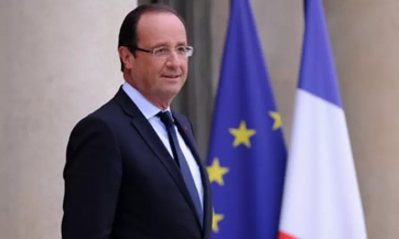 El presidente francés, François Hollande, planea hacer una reducción de impuestos de 30,000 millones de euros a las empresas. (Foto: Getty Images)