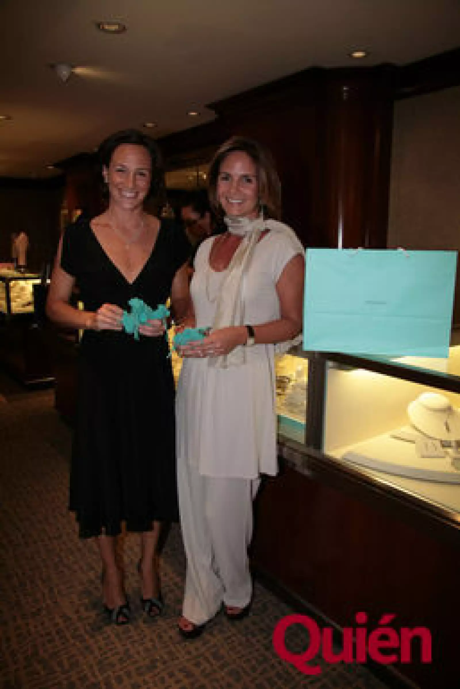 Mariana Baños,  Andrea Artigas