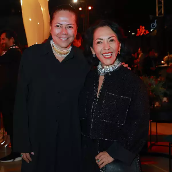 Mayra Nakatani y Rose Ruiz 