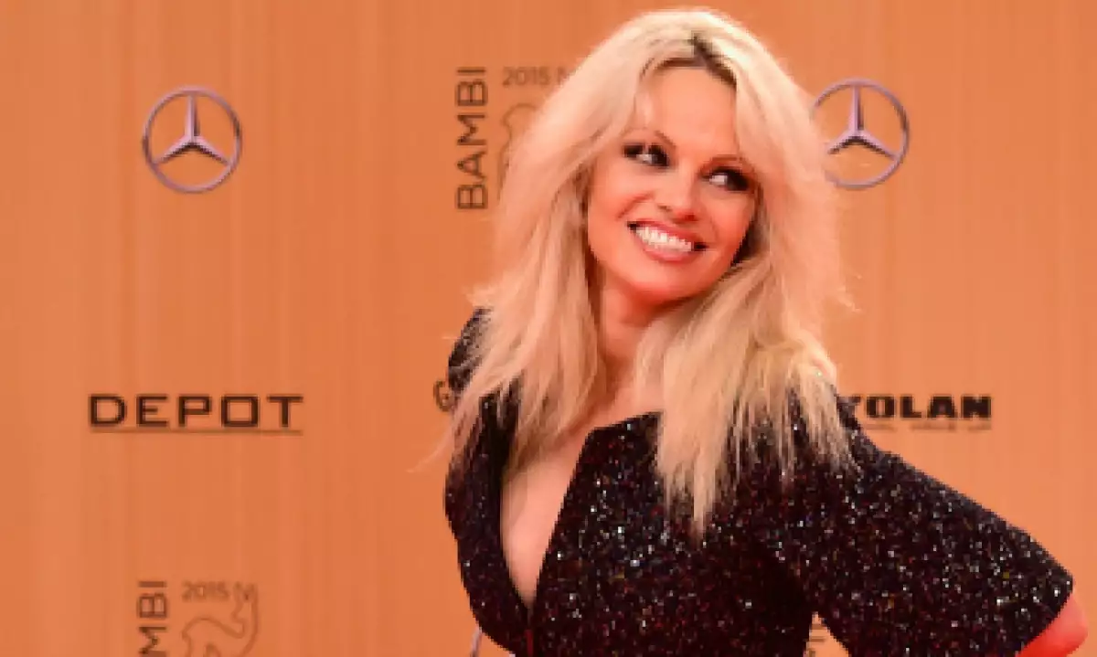 Pamela Anderson se hizo famosa en la serie de televisión ‘Guardianes de la bahía’. (Foto: Getty Images)
