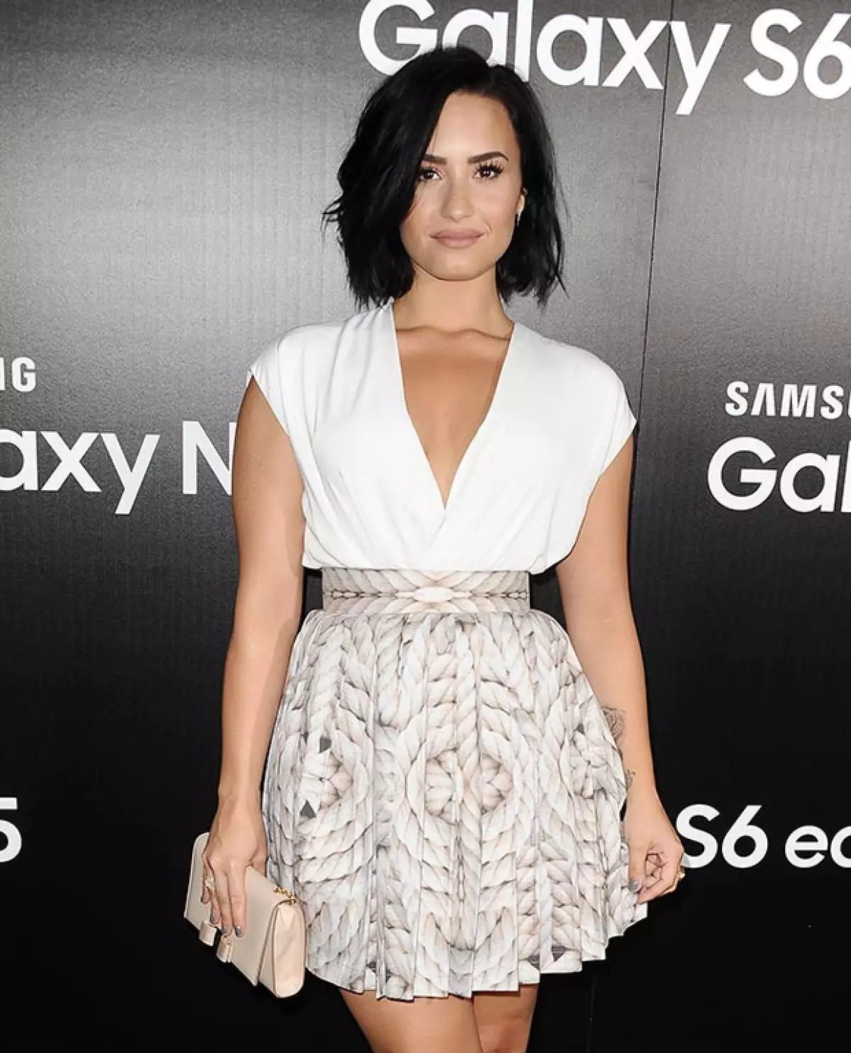 Demi Lovato solía comer plastilina pero depsués de sufrir desórdenes alimenticios eso fue cosa del pasado.