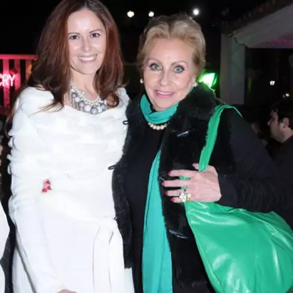 Mónica Bracamontes,Maria Amparo Ruiz de Velasco