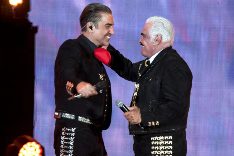 Vicente Fernandez Picture File