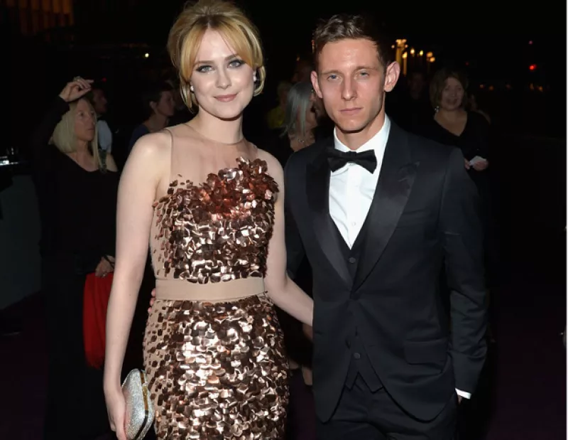 En enlace matrimonial entre la actriz y Jamie Bell tuvo lugar en California el 30 de octubre, según confirmó un representante de Wood a la revista Us Weekly.