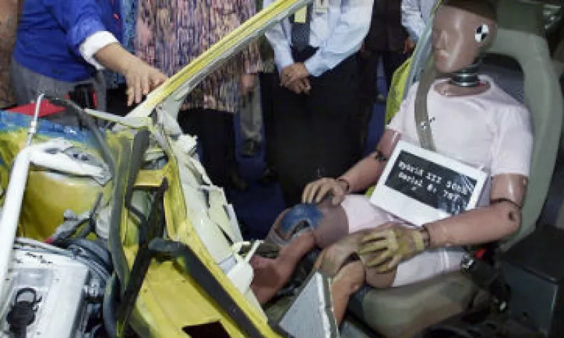 pruebas seguridad autos