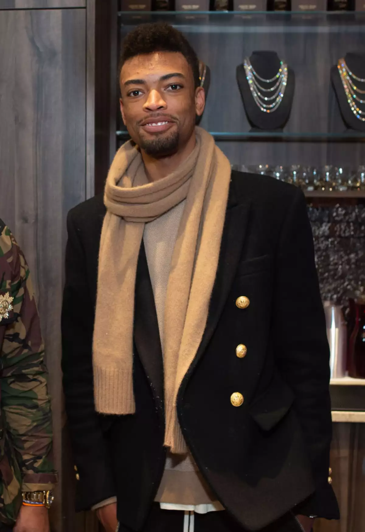 Avi & Co. and Manhattan Magazine Celebrate Rare Gems With Special Guest, Jamie Foxx