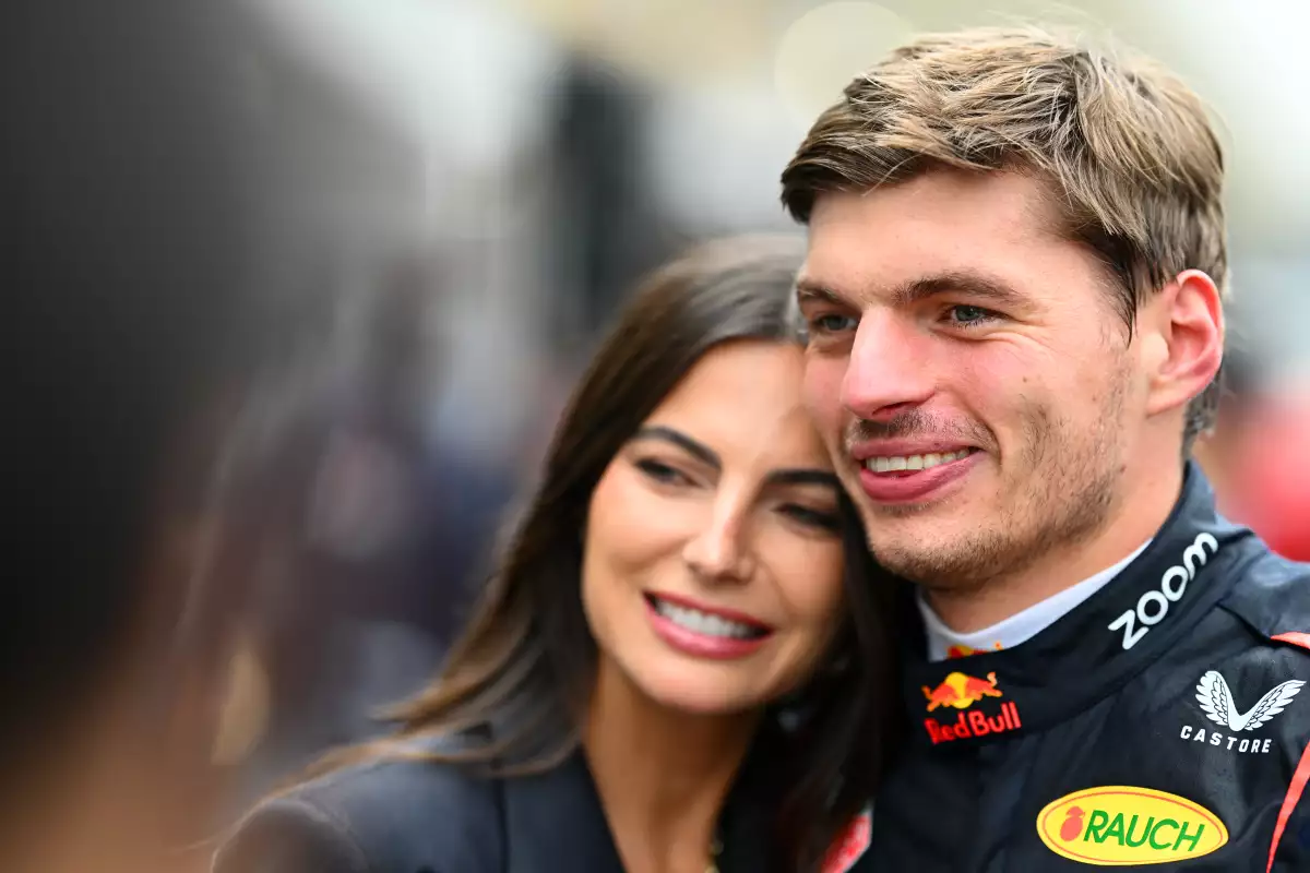 Max Verstappen y Kelly Piquet anuncian el nacimiento de su hija