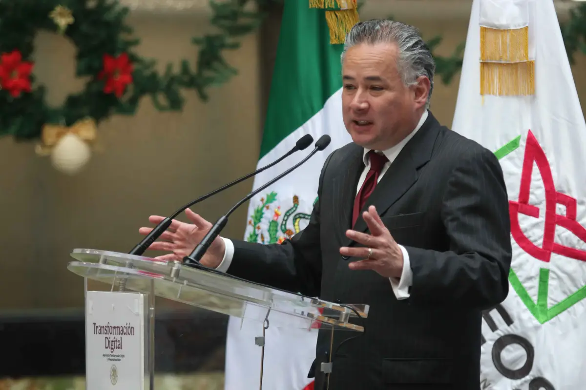 santiago nieto