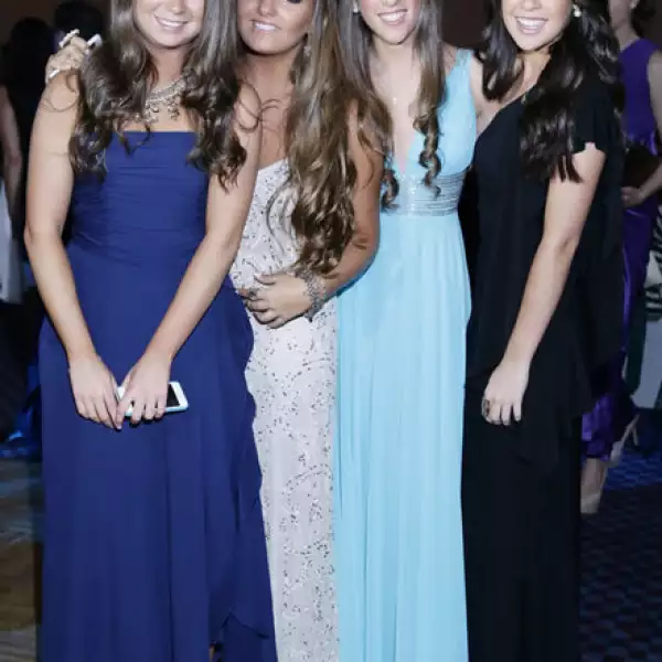 María Paula Navarro,Alejandra García,Susana Rojas,María Emili Sánchez