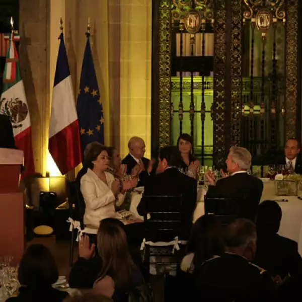 Cena Sarkozy en Palacio Nacional
