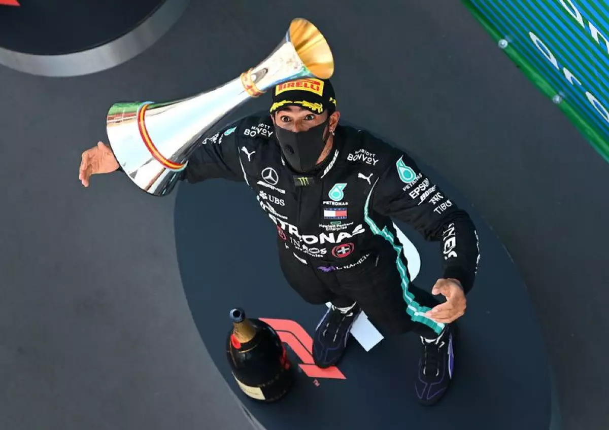 hamilton_0.jpg