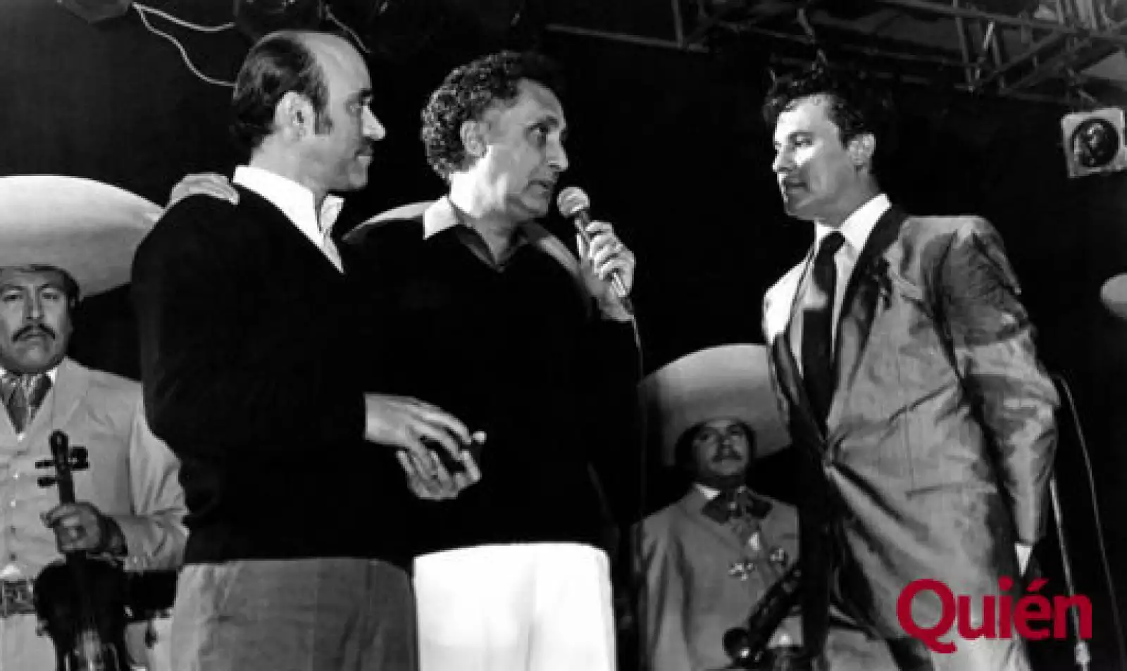 Victor Iturbe "el Pirulí", Juan Gabriel