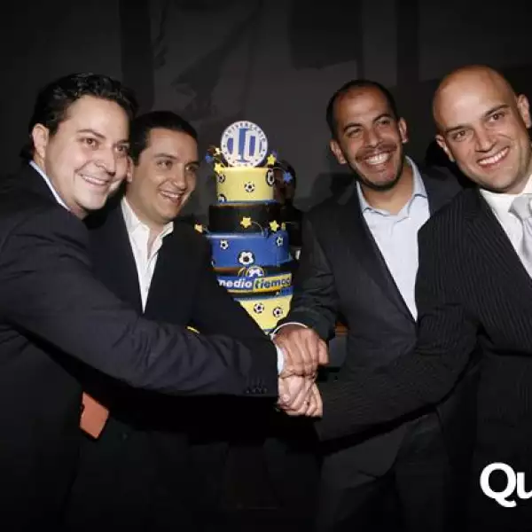 10 años medio tiempo.com