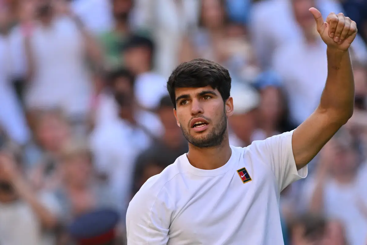 alcaraz pasa a semifinales de wimbledon 2025