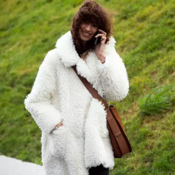 Street Style -Paris Fashion Week - Menswear Fall Winter 2018-2019 : Day Three