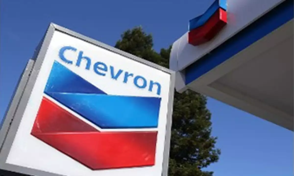 Chevron llegó en julio a un acuerdo con YPF para invertir 1,240 mdd en el campo de Vaca Muerta. (Foto: Reuters)