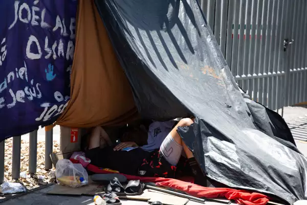 Migrantes-Altas-Temperaturas