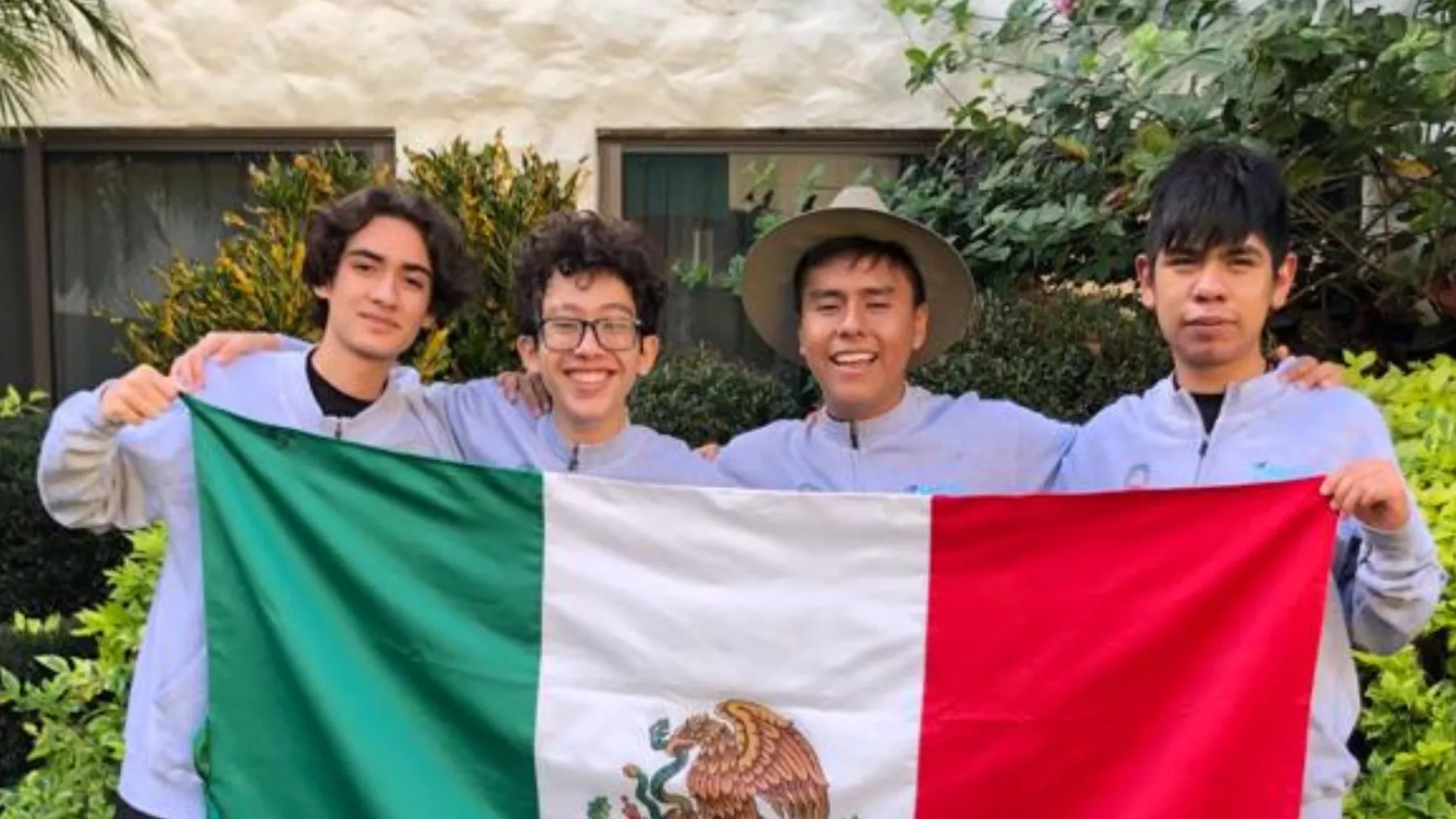 mexicanos-ganan-concurso-matematicas.jpg