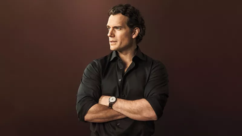 Henry Cavill es embajador de Longines