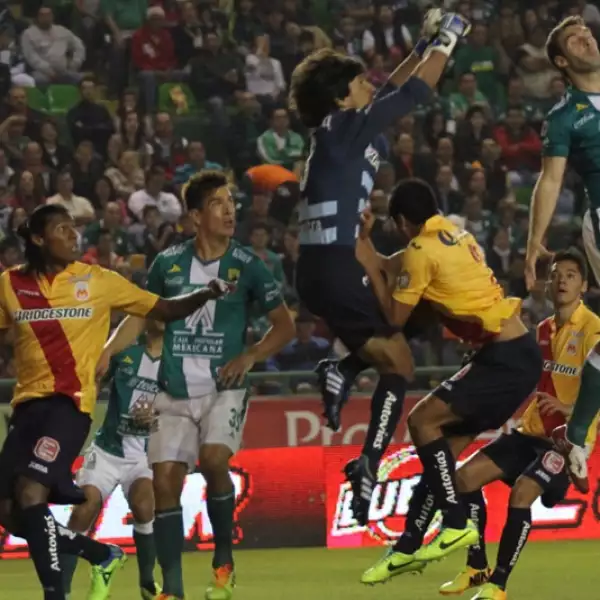 León vs Morelia3